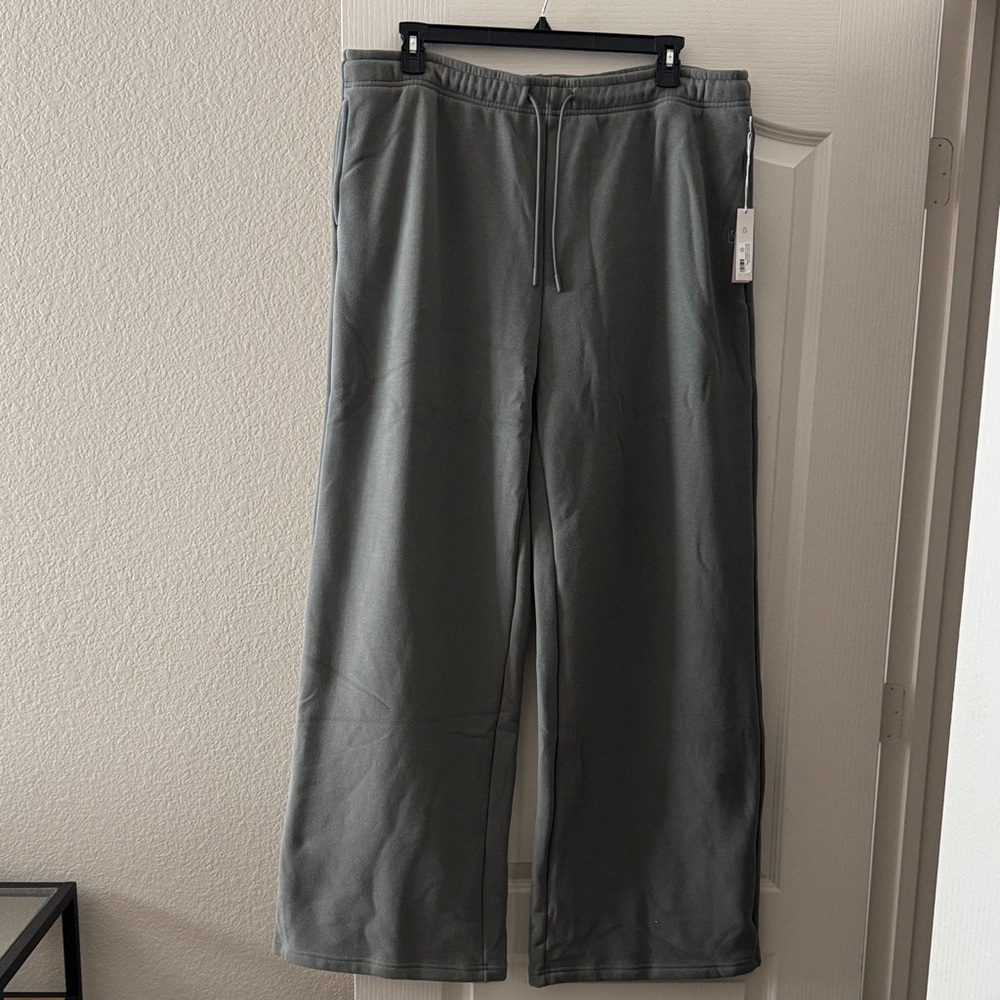 Buffbunny XL tall NWT Frosted Sage Lounge SweatPants